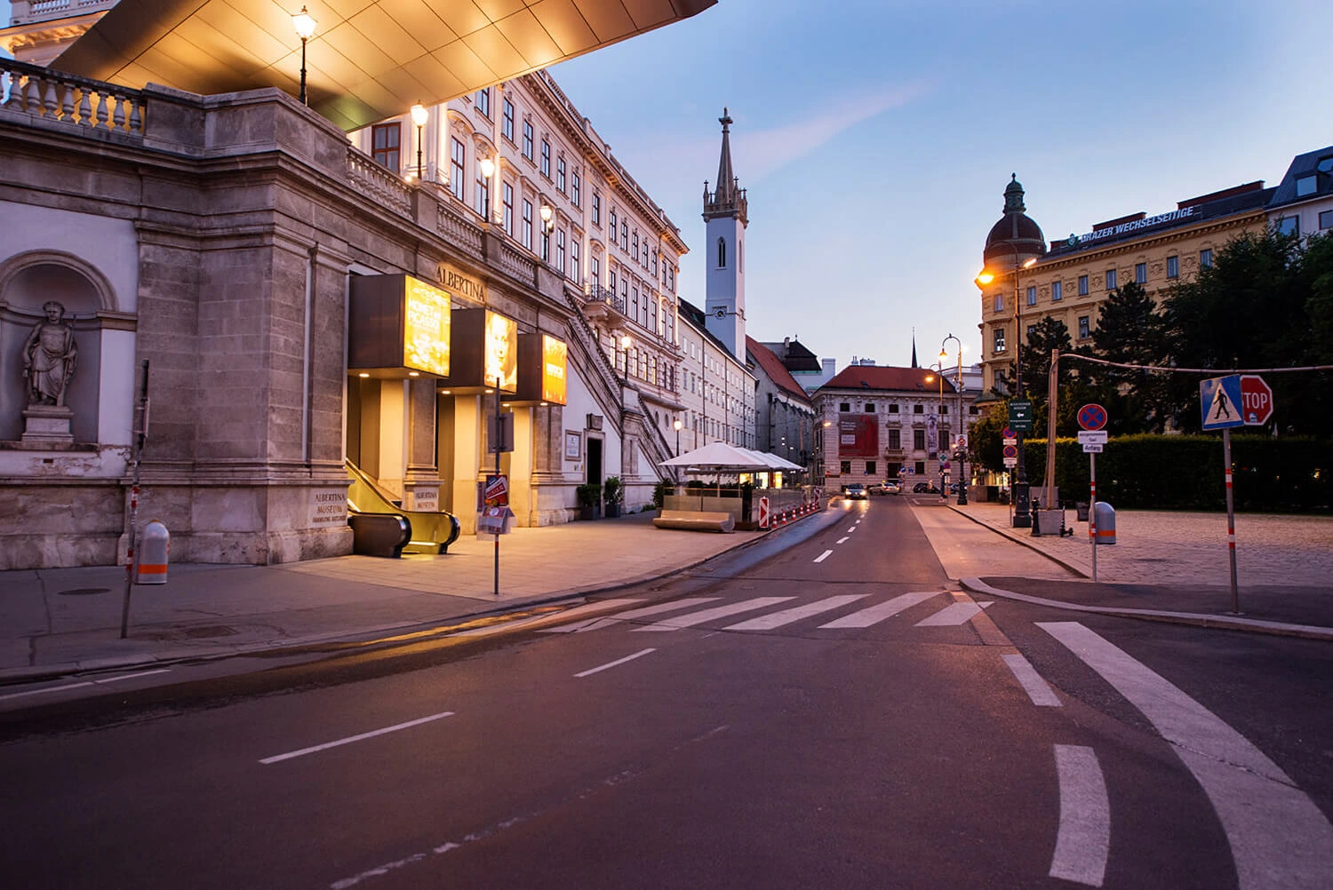 Straßenansicht Wien 