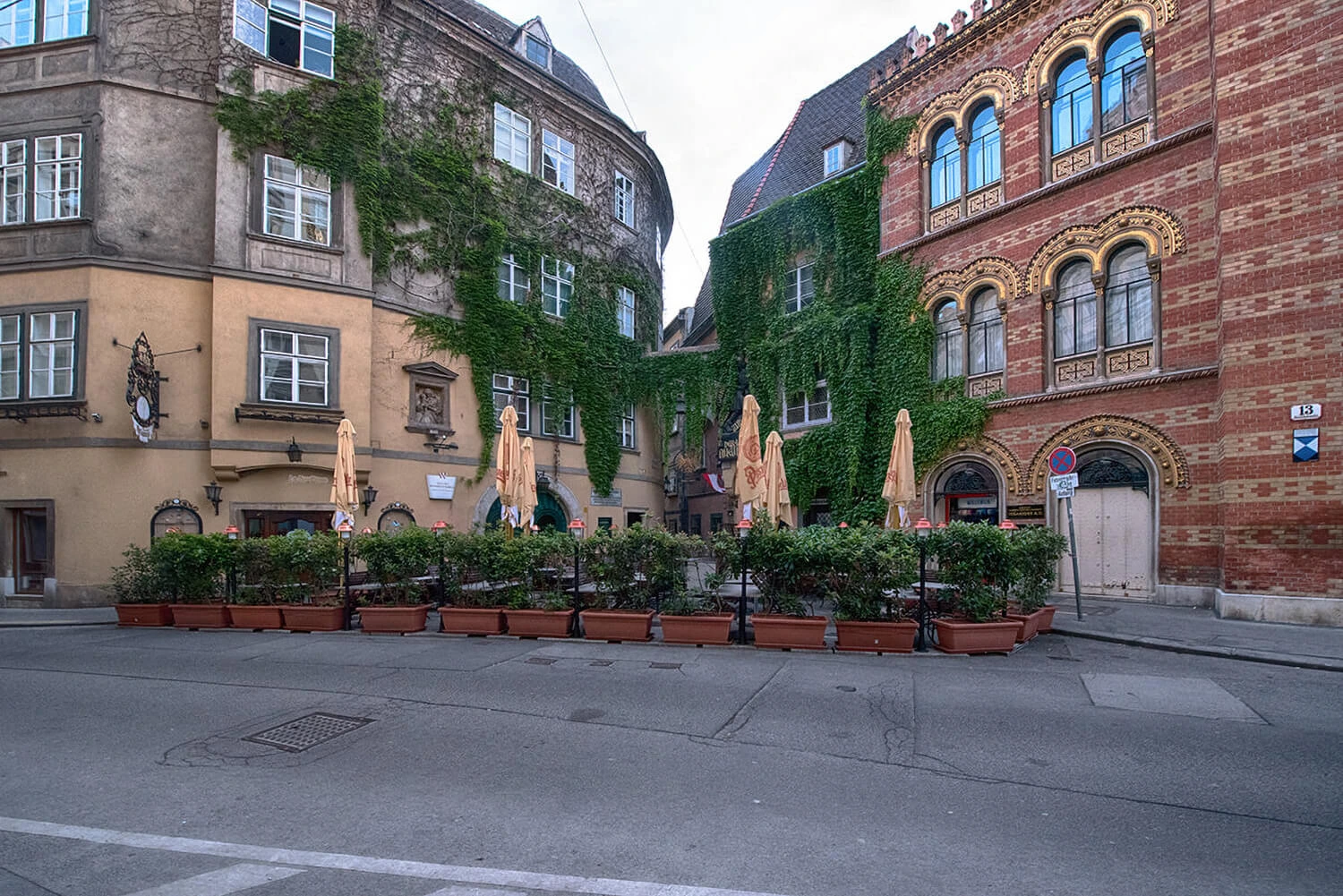 Straßenansicht Wien 
