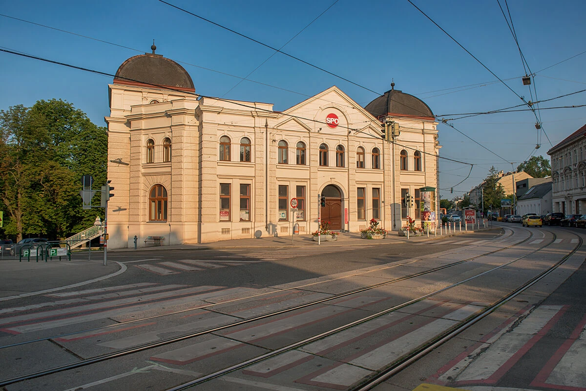Straßenansicht Wien 
