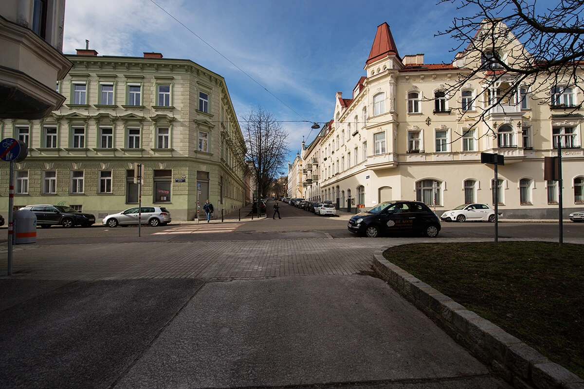 Straßenansicht Wien 