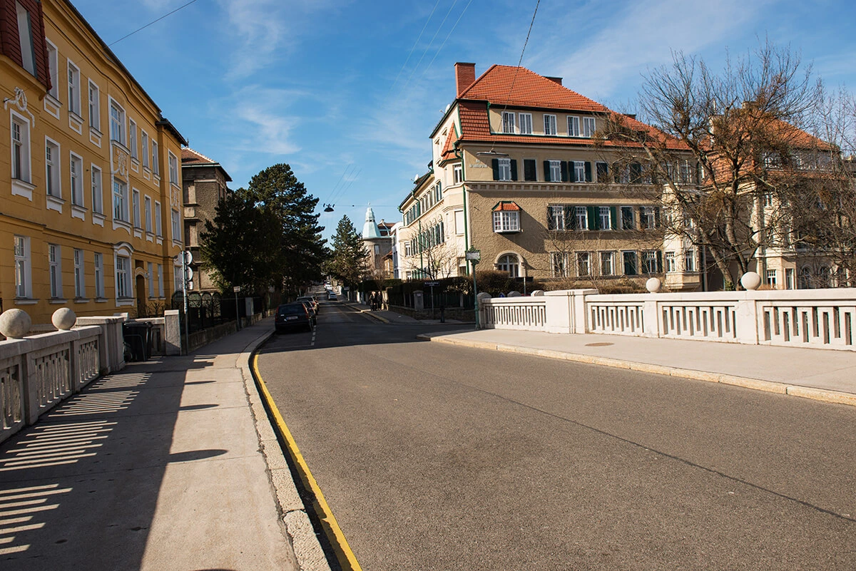 Straßenansicht Wien 