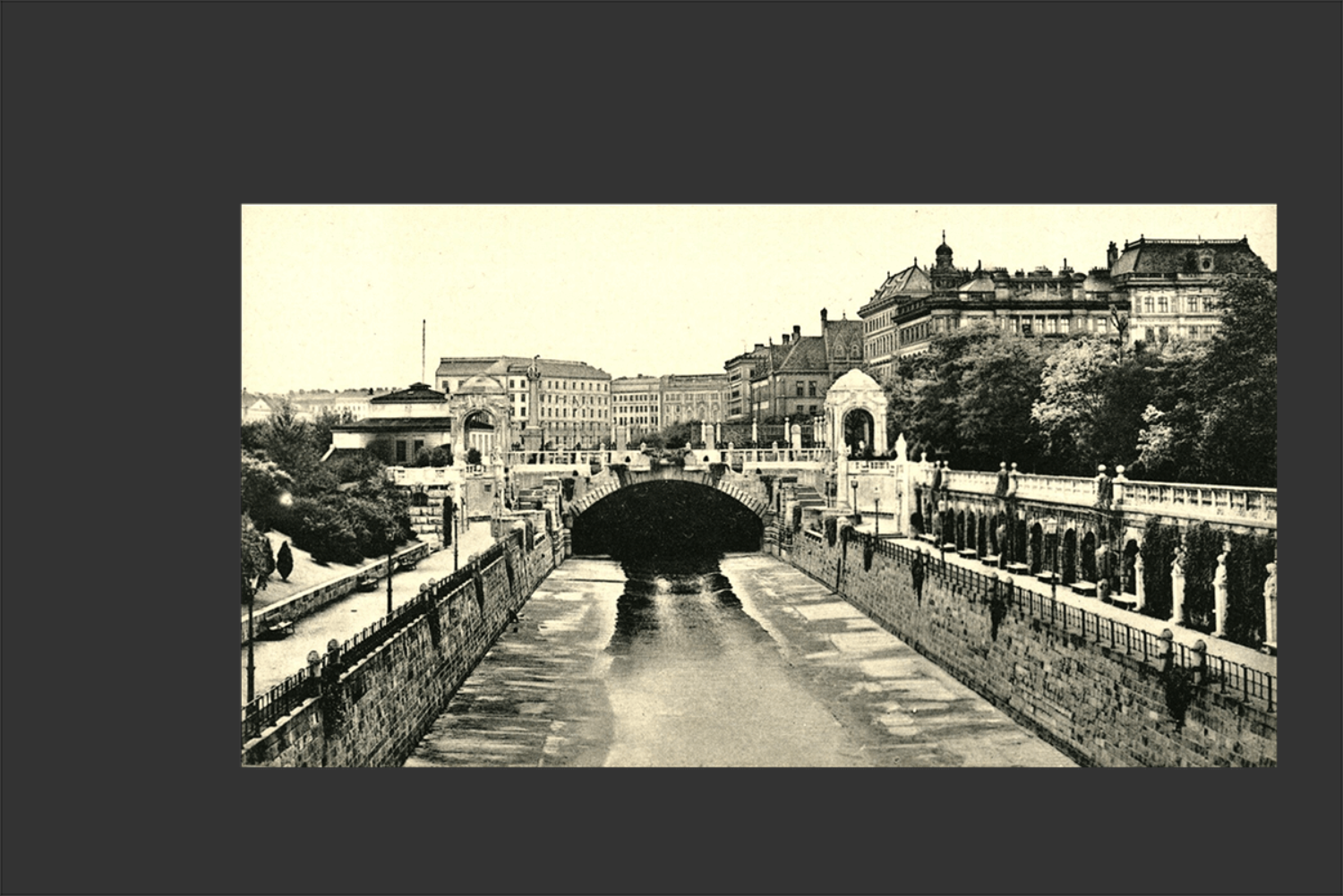Straßenansicht Wien 