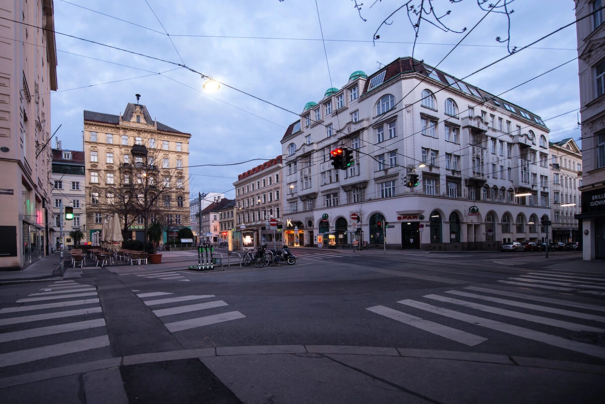 Straßenansicht Wien 