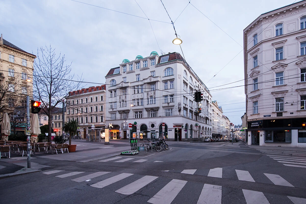 Straßenansicht Wien 