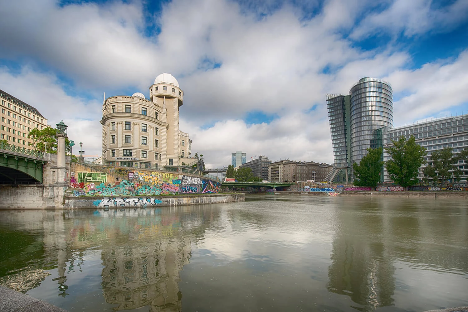 Straßenansicht Wien 