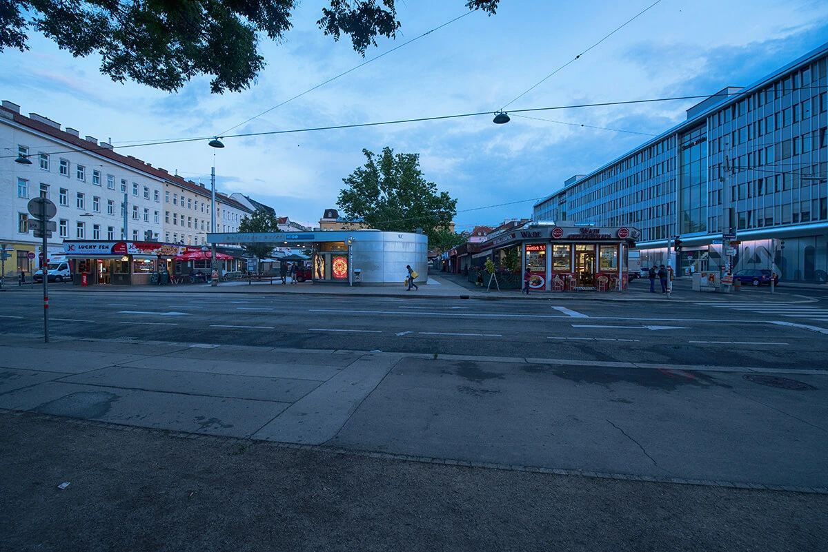 Straßenansicht Wien 