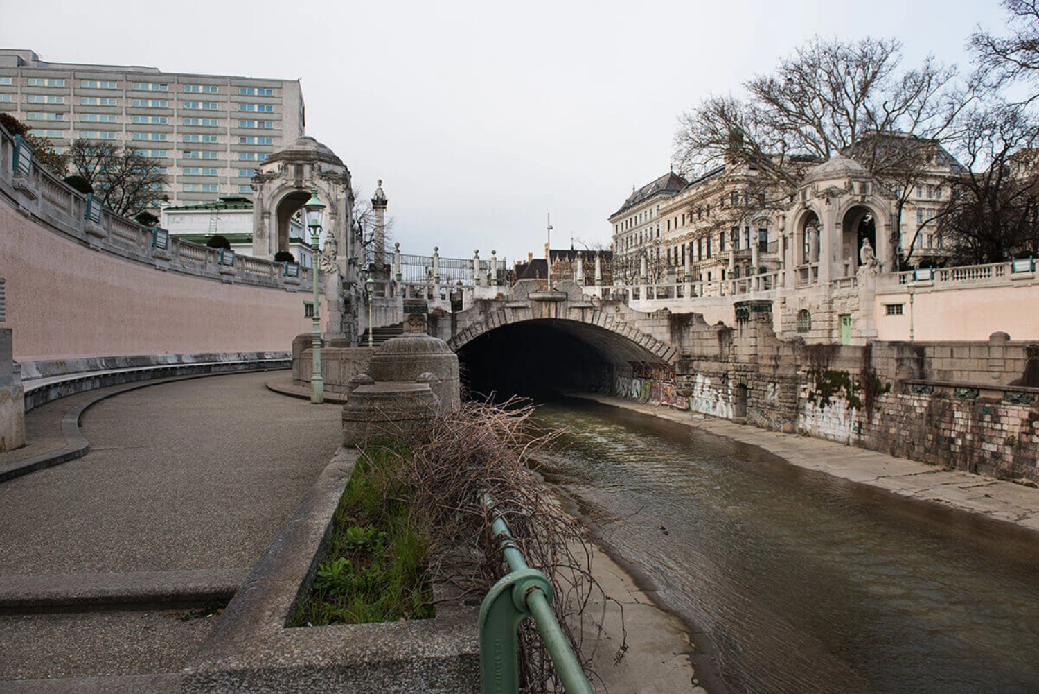 Straßenansicht Wien 