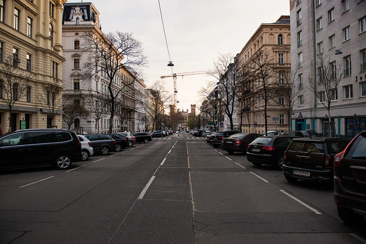 Straßenansicht Wien 