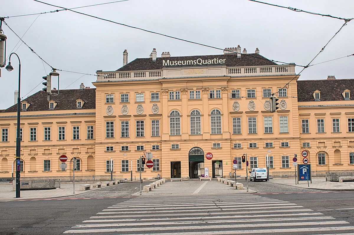 Straßenansicht Wien 